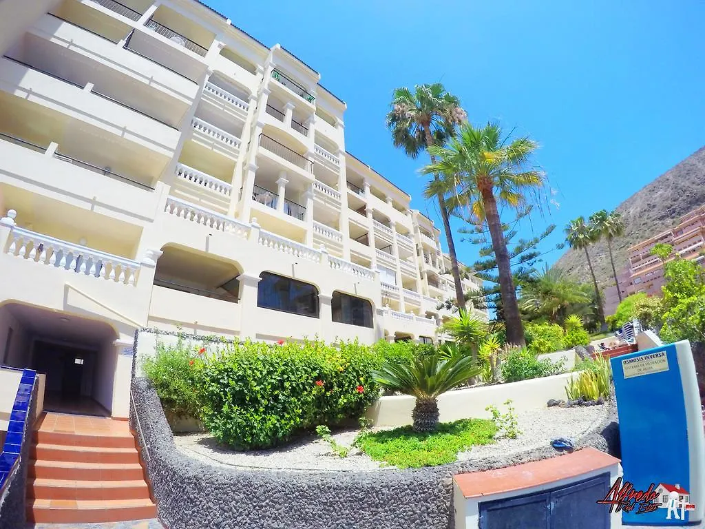 ***  Castle Harbour Aparthotel Los Cristianos  Espanha